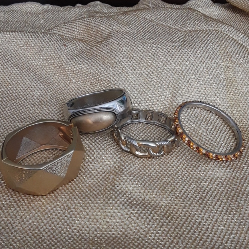 Bracelet / Bangle Costume jewelry